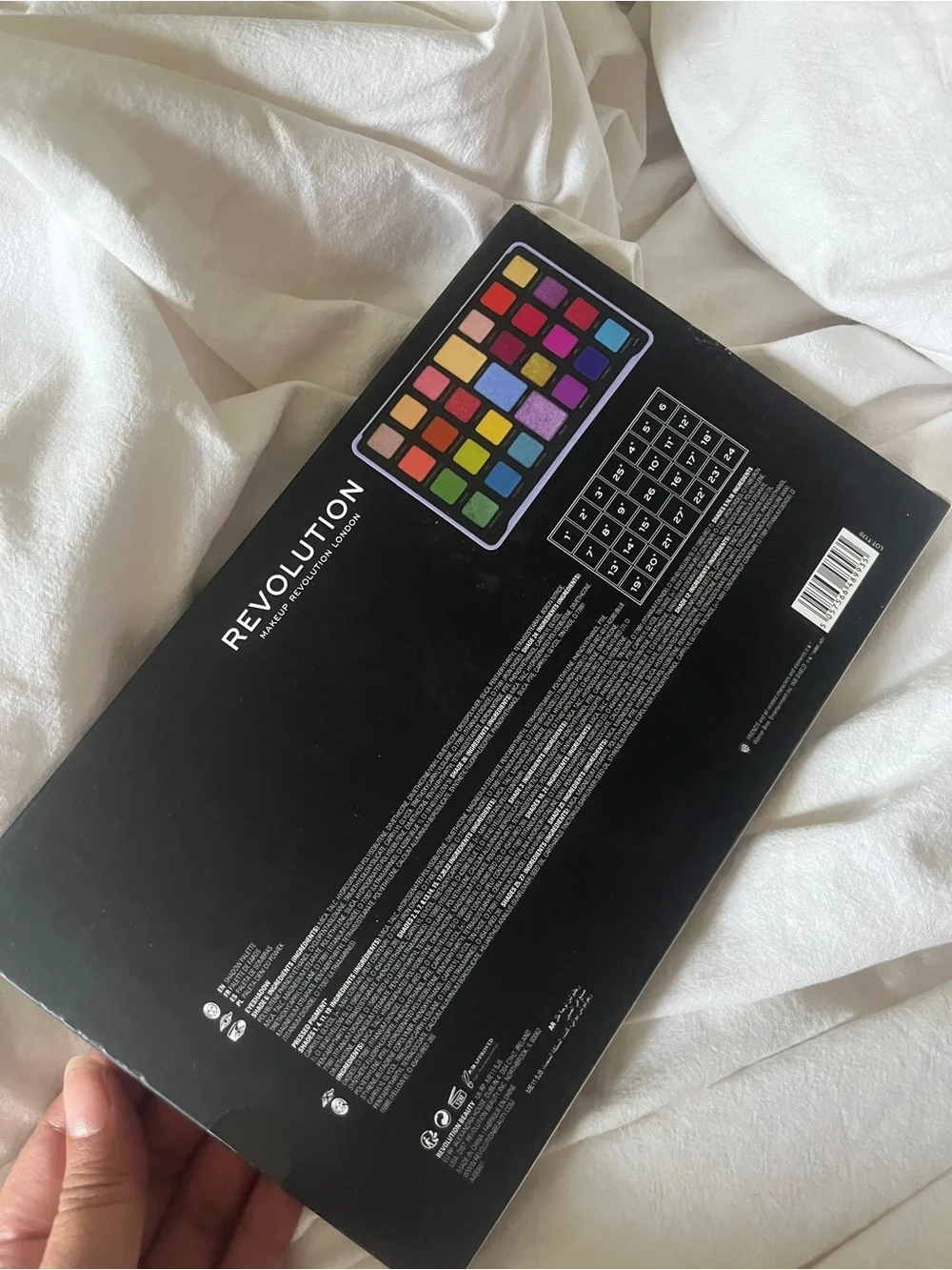 Makeup Revolution comes sheet
